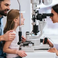 افضل استشاري عيون اطفال